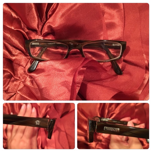 SOLD---100% authentic Versace reading glasses - Picture 3 of 4