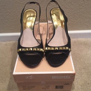 Michael Kors Livvy Sandals Size 7 1/2