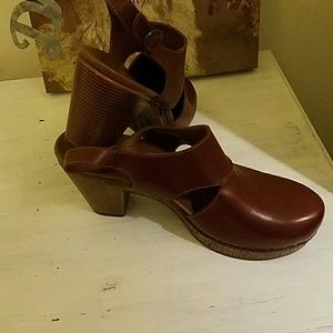 Dansko riley size 41