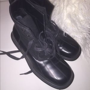 Authentic Gucci boots size 6