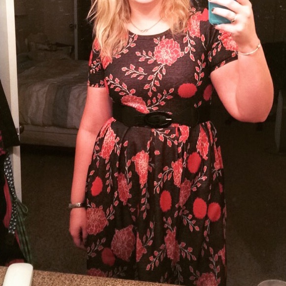 LulaRoe grey and red Amelia Sz M