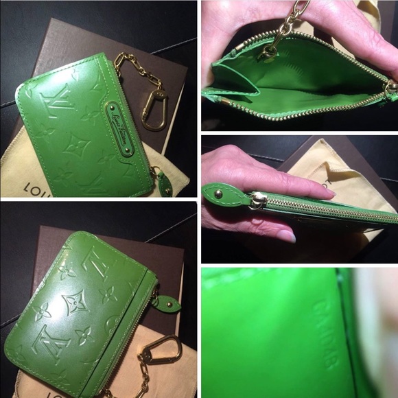 Nwot Louis Vuitton key pouch with key chain - Picture 1 of 4