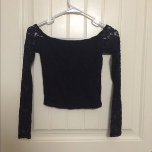 URBAN OUTFITTERS Lace Crop Top