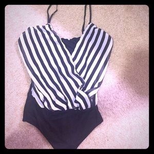 Arden B Bodysuit NWOT in black and white