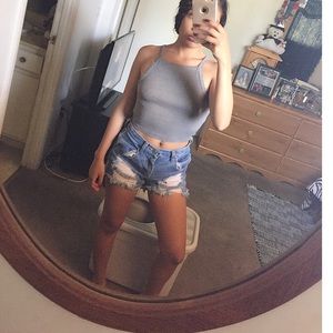 Grey halter top. 👼🏽