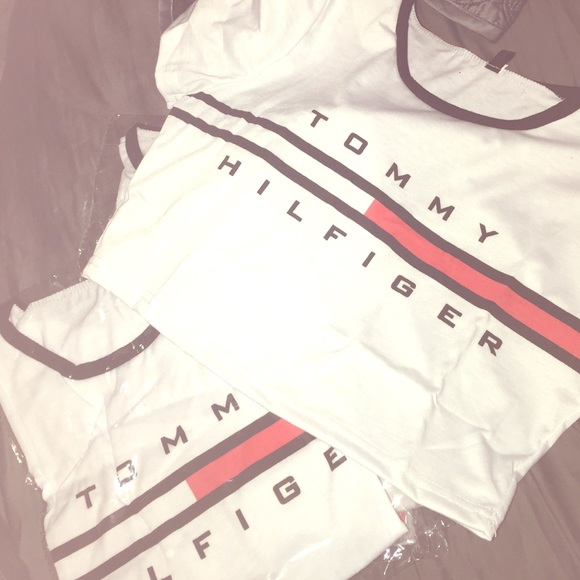 Tommy Hilfiger Tops - New Tommy Hilfiger Crop Top