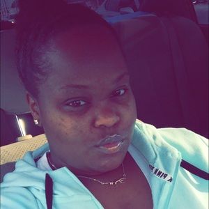 Meet your Posher, Brittnee