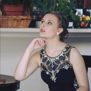 Meet your Posher, Emilee