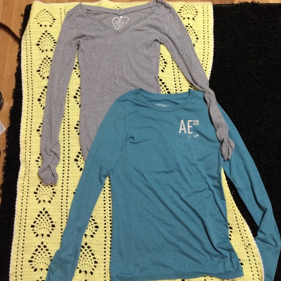 Nice barely warn long shirts with long sleeves