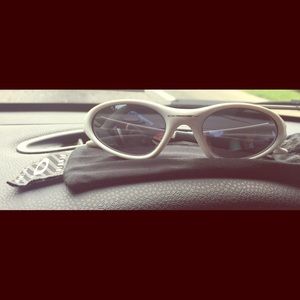 Oakley Pearl Rimmed Sunglasses