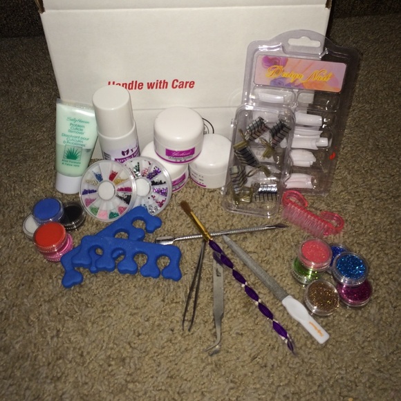 acrylic nail kit!