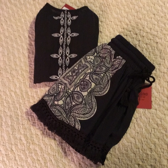 2 PC Set NWT - Picture 3 of 3