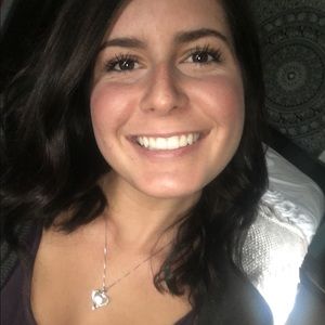 Meet your Posher, Kaitlin