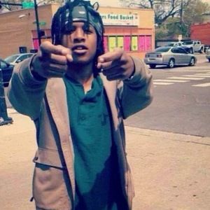 Meet your Posher, Alexis