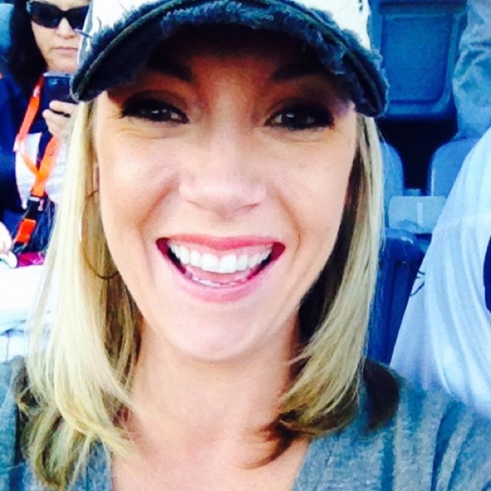 Meet your Posher, Neon