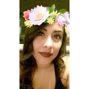 Meet your Posher, Neva