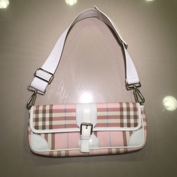 Burberry clutch