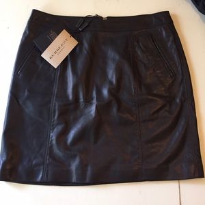 💥LOWEST💥 NWT Black Lambskin Burberry Skirt