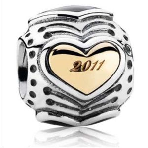 Rare Pandora Black Friday 2011 Charm