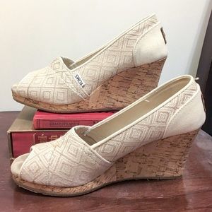 Toms high heel wedges