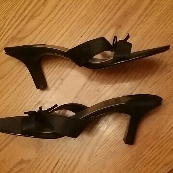Sandals black leather Sole 3" heel sz 9