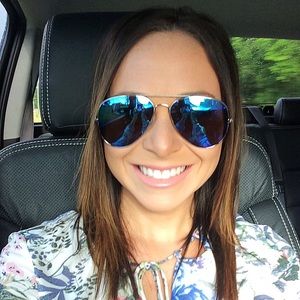 Meet your Posher, Brittany