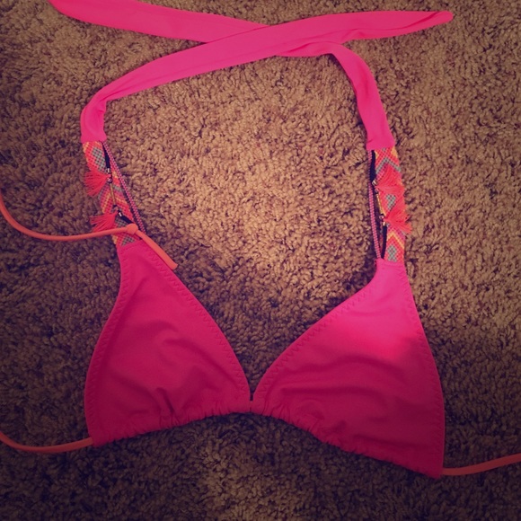 Victoria's Secret bikini top (pads not included) - Picture 1 of 1