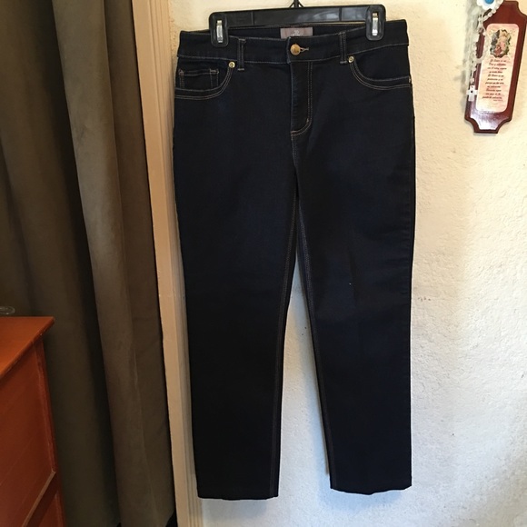 So Lifting By Chico's (short)