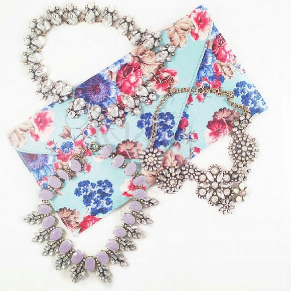 Jewelry | Lavender stone necklace - Picture 2 of 2