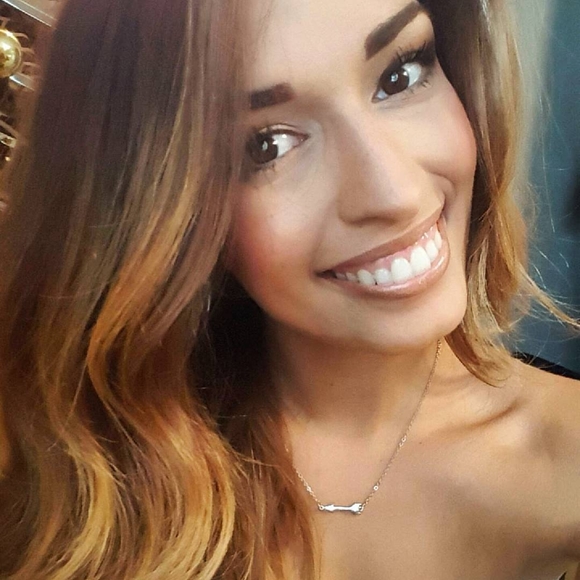 Meet your Posher, Amanda
