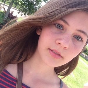 Meet your Posher, Isabella