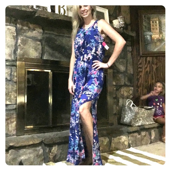 Exhilaration floral maxi dress