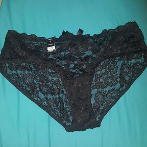 NWT Torrid hipster panties with caged back