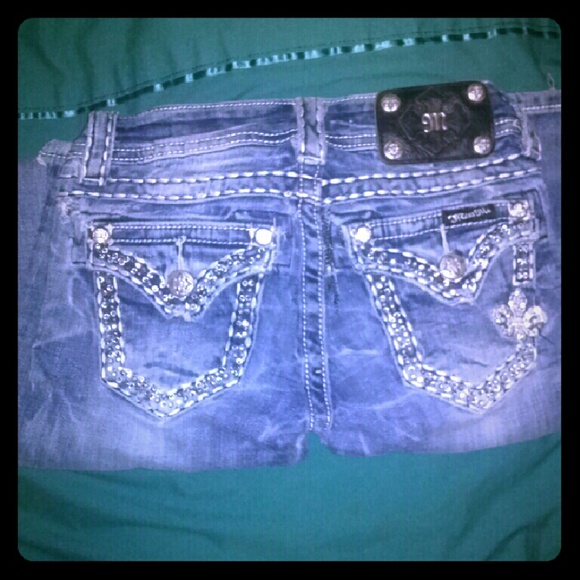 Size 22 miss me jeans inseem 31