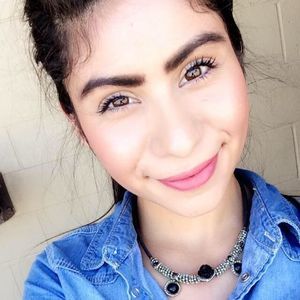 Meet your Posher, Graciela