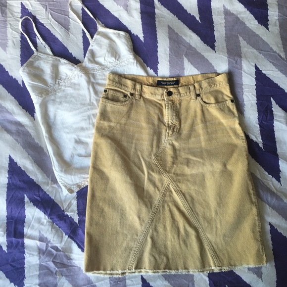 Bundle sale on Abercrombie & Fitch skirt & cami - Picture 4 of 8