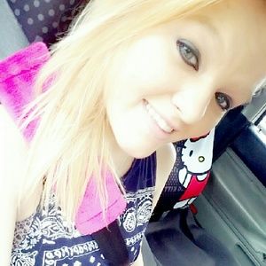 Meet your Posher, Haley