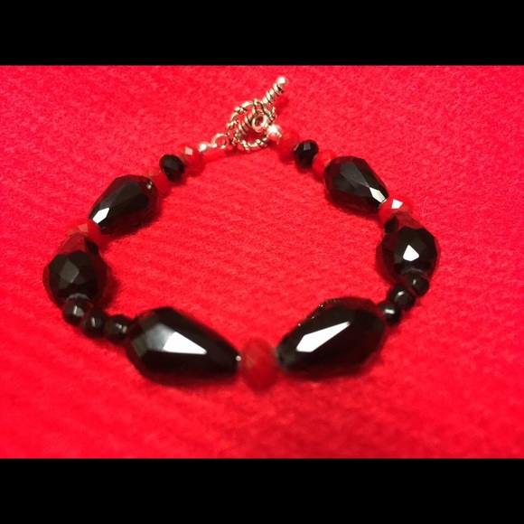 Super cute little bracelet ( handmade)