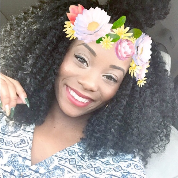 Meet your Posher, Teveah