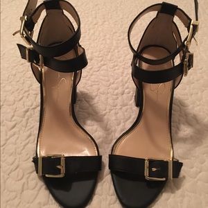 Jessica Simpson heels
