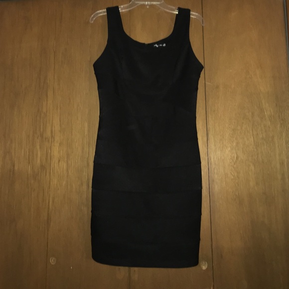 Macy's little black dress - Picture 1 of 3