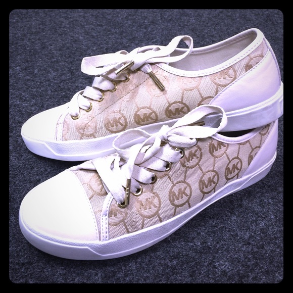Michael Kors Sneaks