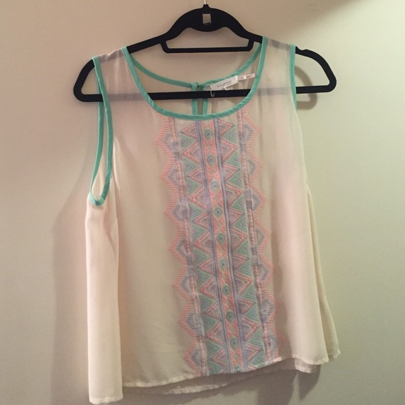 Cream Blouse - Picture 1 of 1