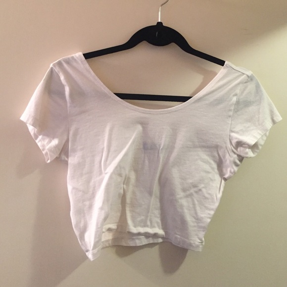 White Fitted Crop