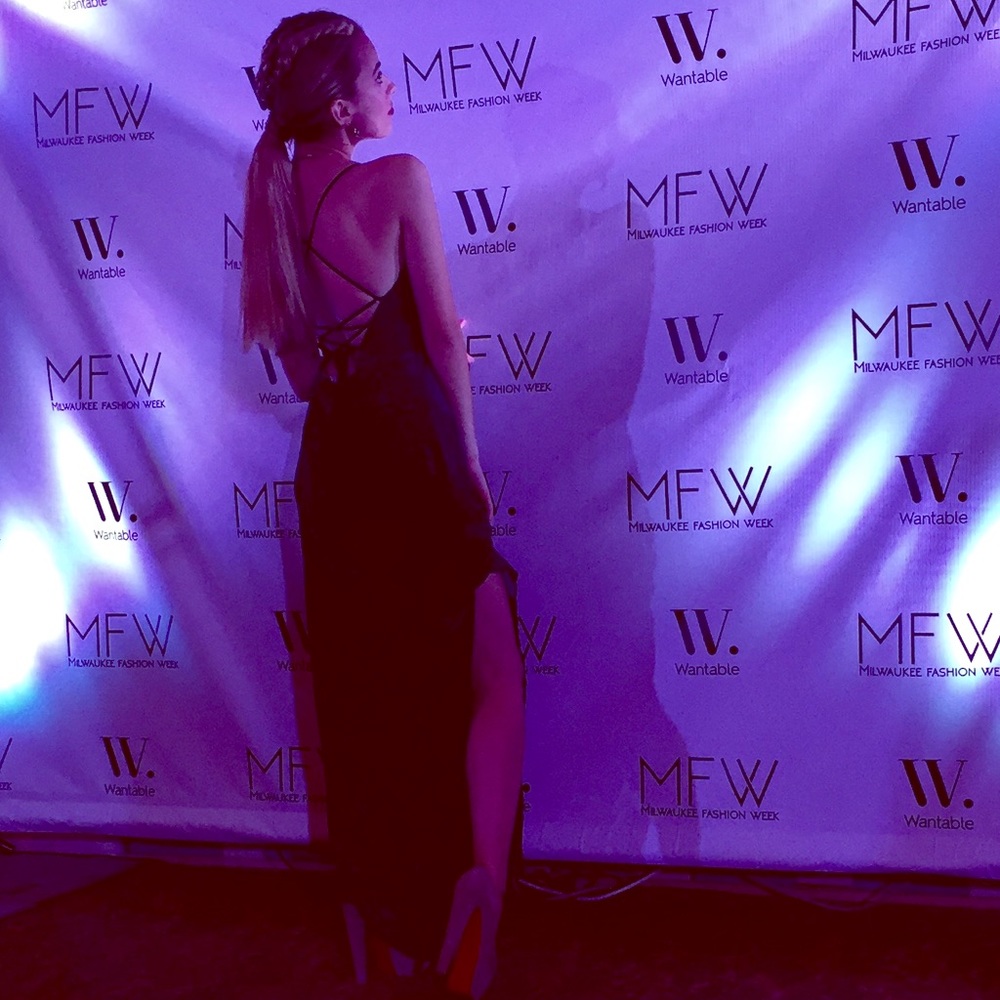 Meet your Posher, Denisa