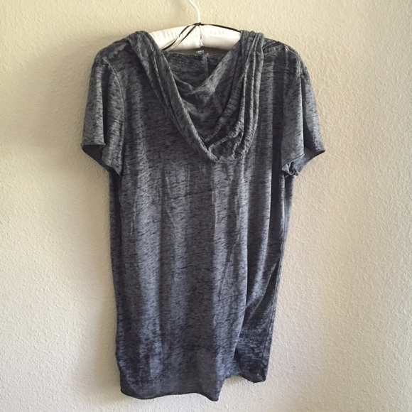 Gray light hooded low neck top - Picture 2 of 4