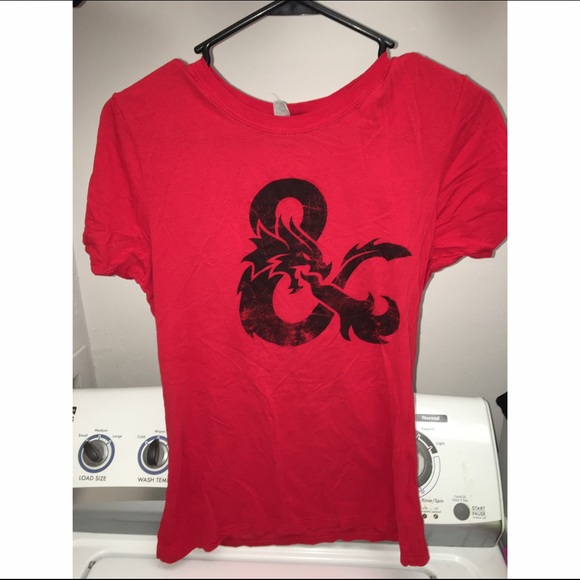 Red tee