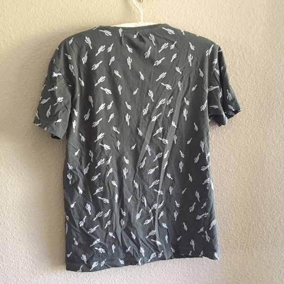 Gray cactus tee - Picture 2 of 3