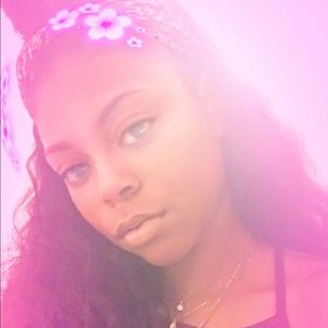 Meet your Posher, Imani