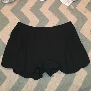 Tobi Marci scalloped shorts